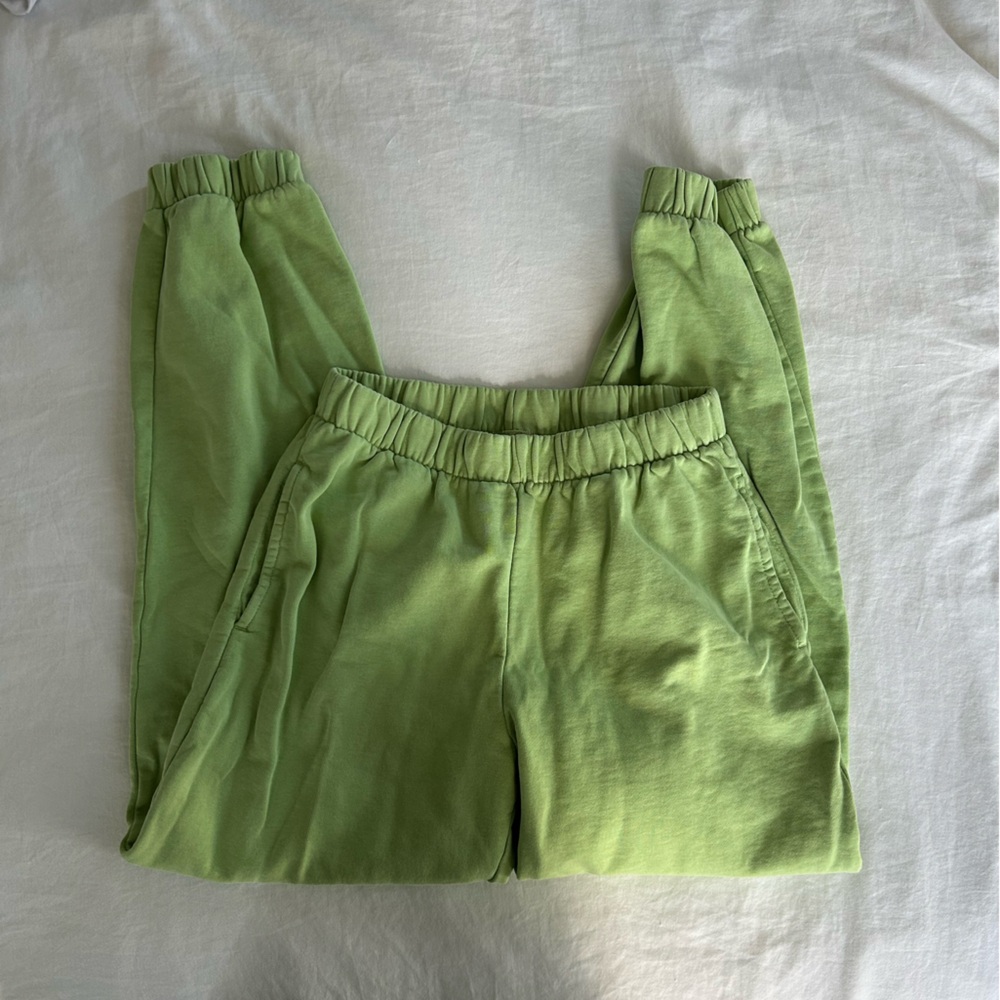 Brandy Melville Rosa sweatpants